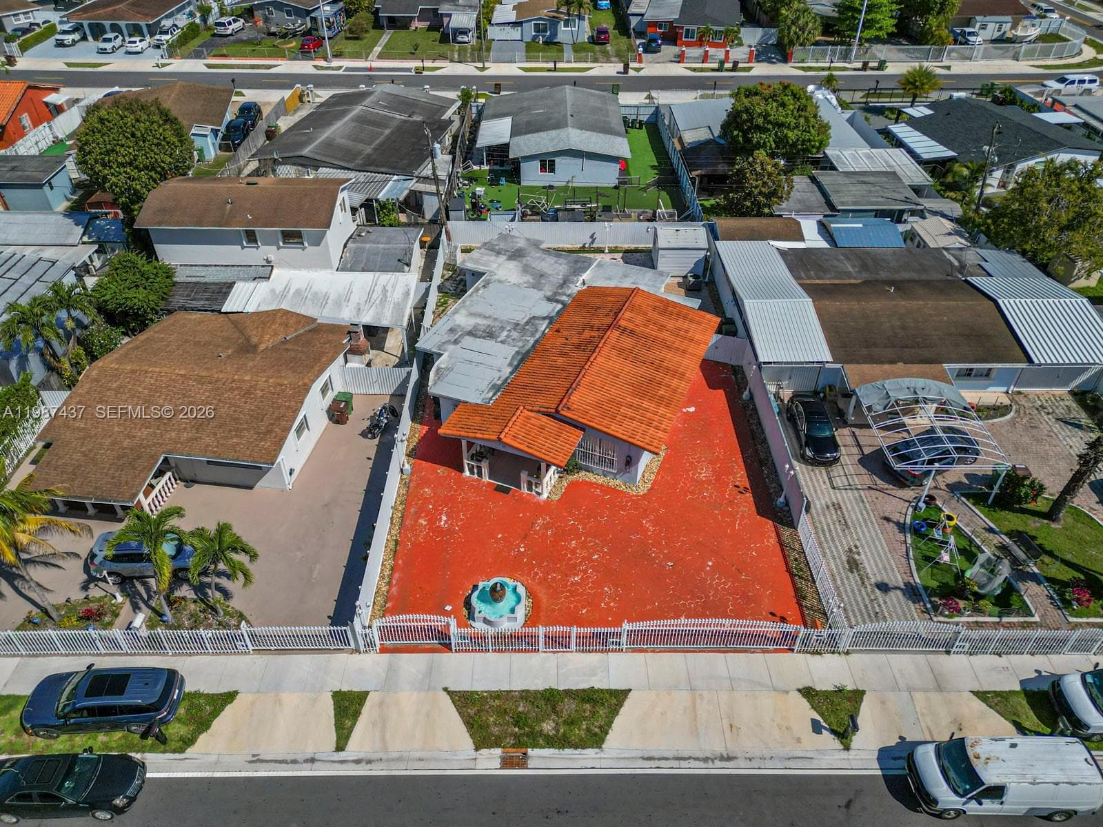 871 SE 5th Pl, Hialeah FL 33010 photo 3