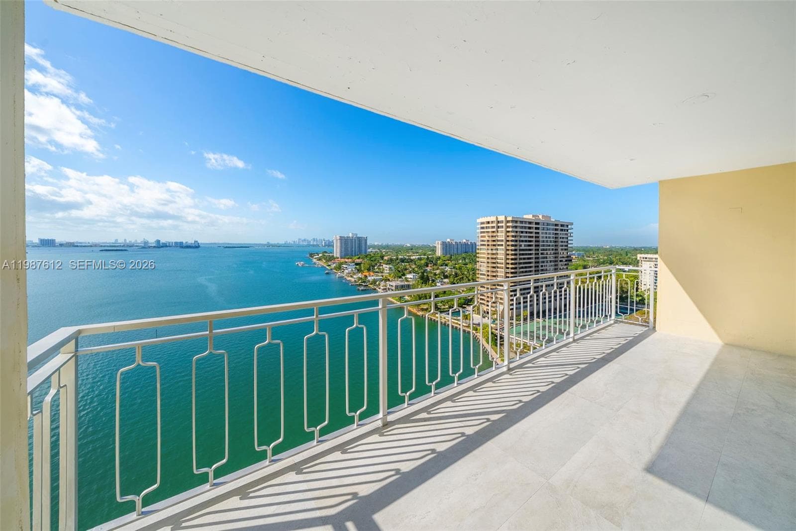 11111 Biscayne Blvd # 19D, Miami FL 33181