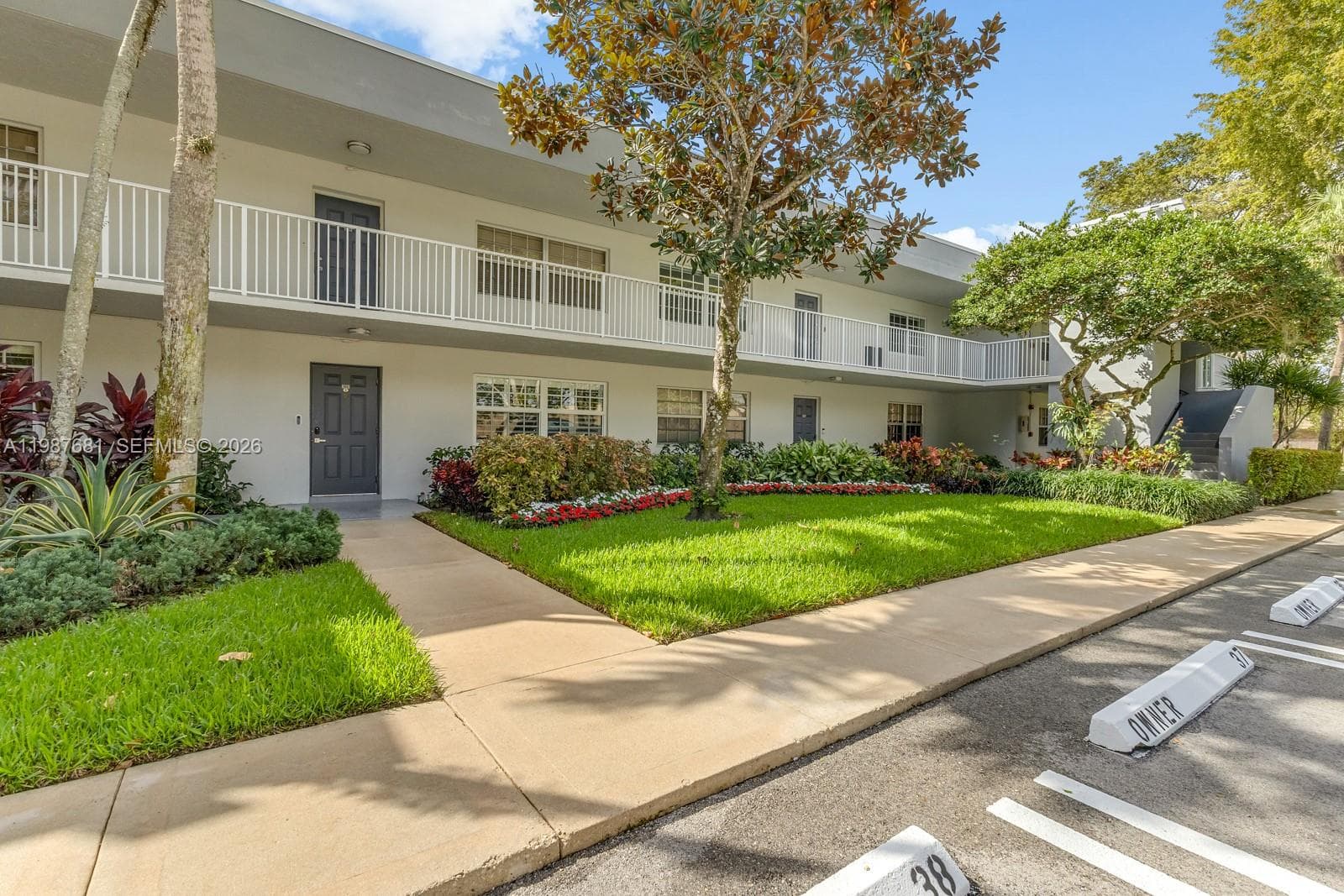 4280 Oaks Ter # 102, Pompano Beach FL 33069
