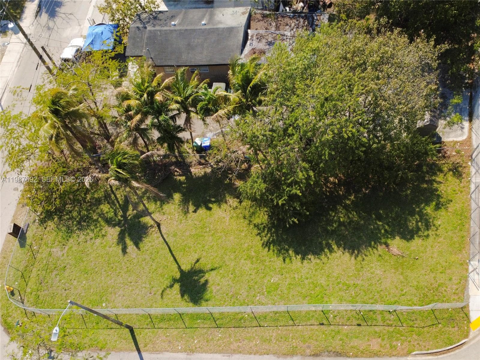 800 NW 30th St, Miami FL 33127 photo 3