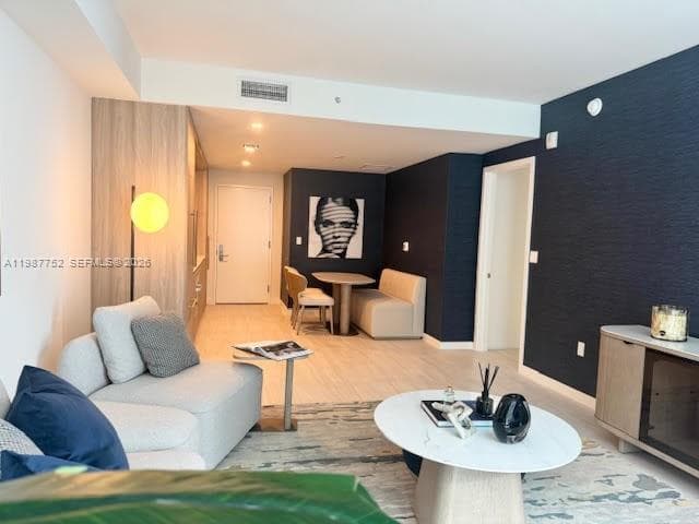 77 SE 5th St # 2708, Miami FL 33131 photo 5