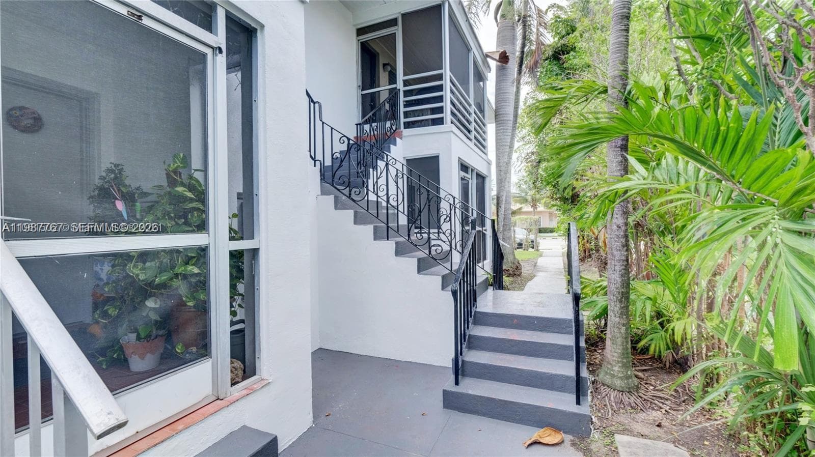1791 Marseille Dr, Miami Beach FL 33141 photo 3
