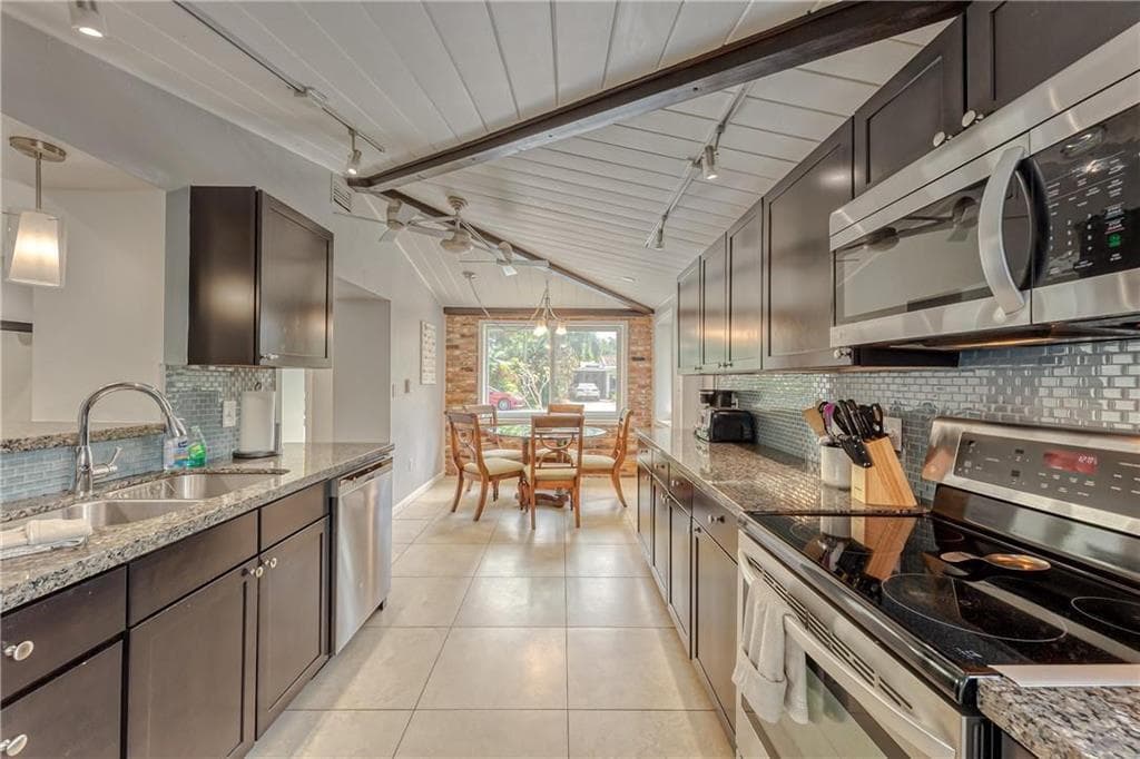 1517 NE 17th Terrace, Fort Lauderdale FL 33304 photo 4