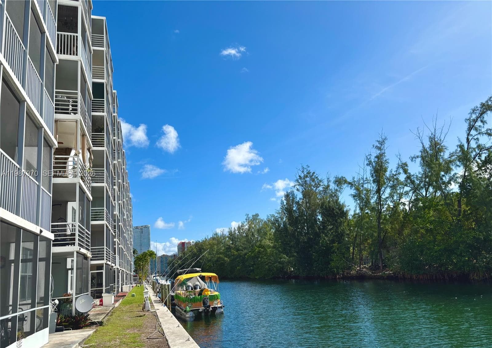 3660 NE 166th St # 415, North Miami Beach FL 33160 photo 3