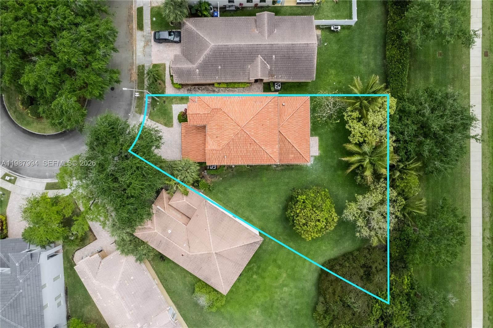 1282 NW 171st Ter, Pembroke Pines FL 33028 photo 2