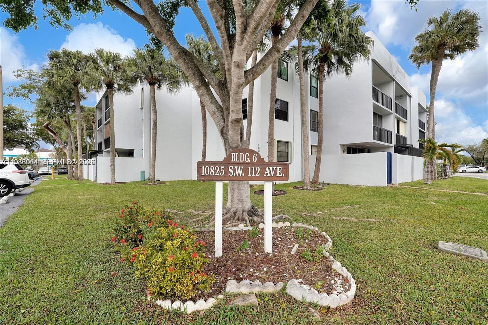 10825 SW 112 AV # 215, Miami FL 33176 photo 2