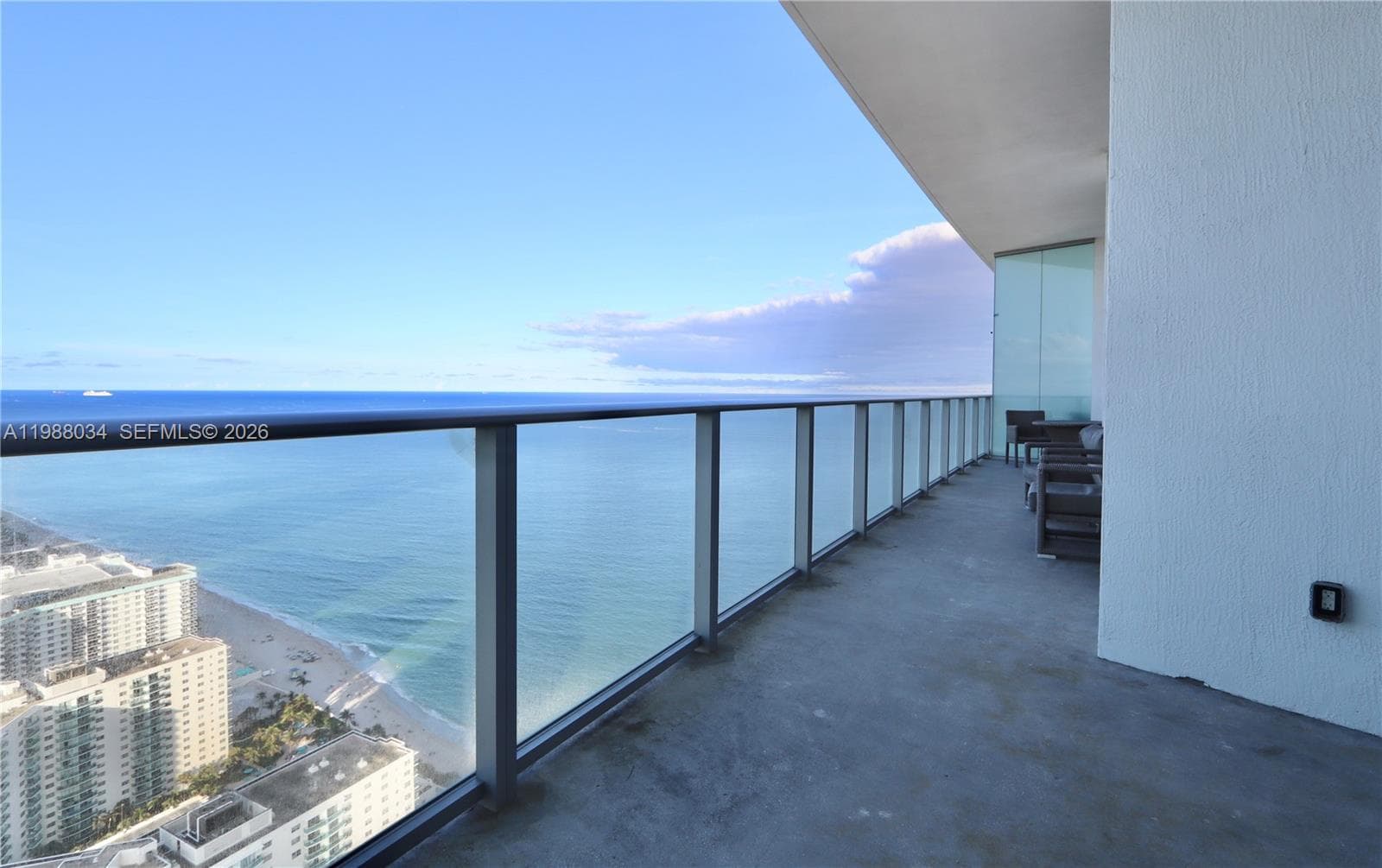 4111 S Ocean Dr, Hollywood FL 33019 photo 2