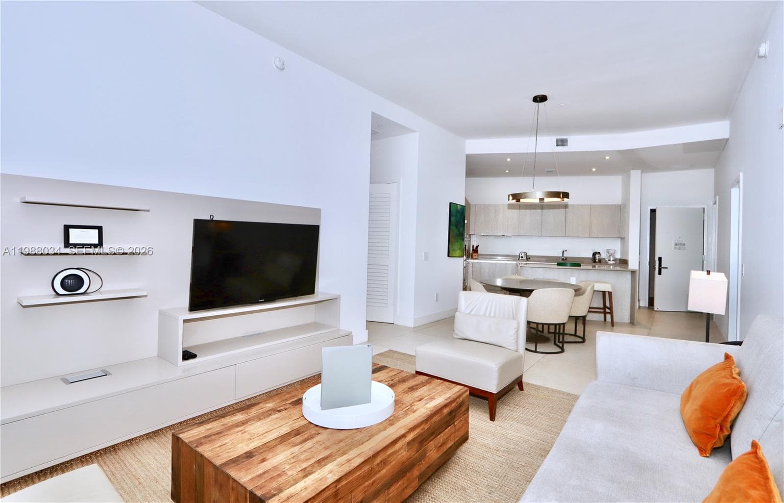 4111 S Ocean Dr, Hollywood FL 33019 photo 4