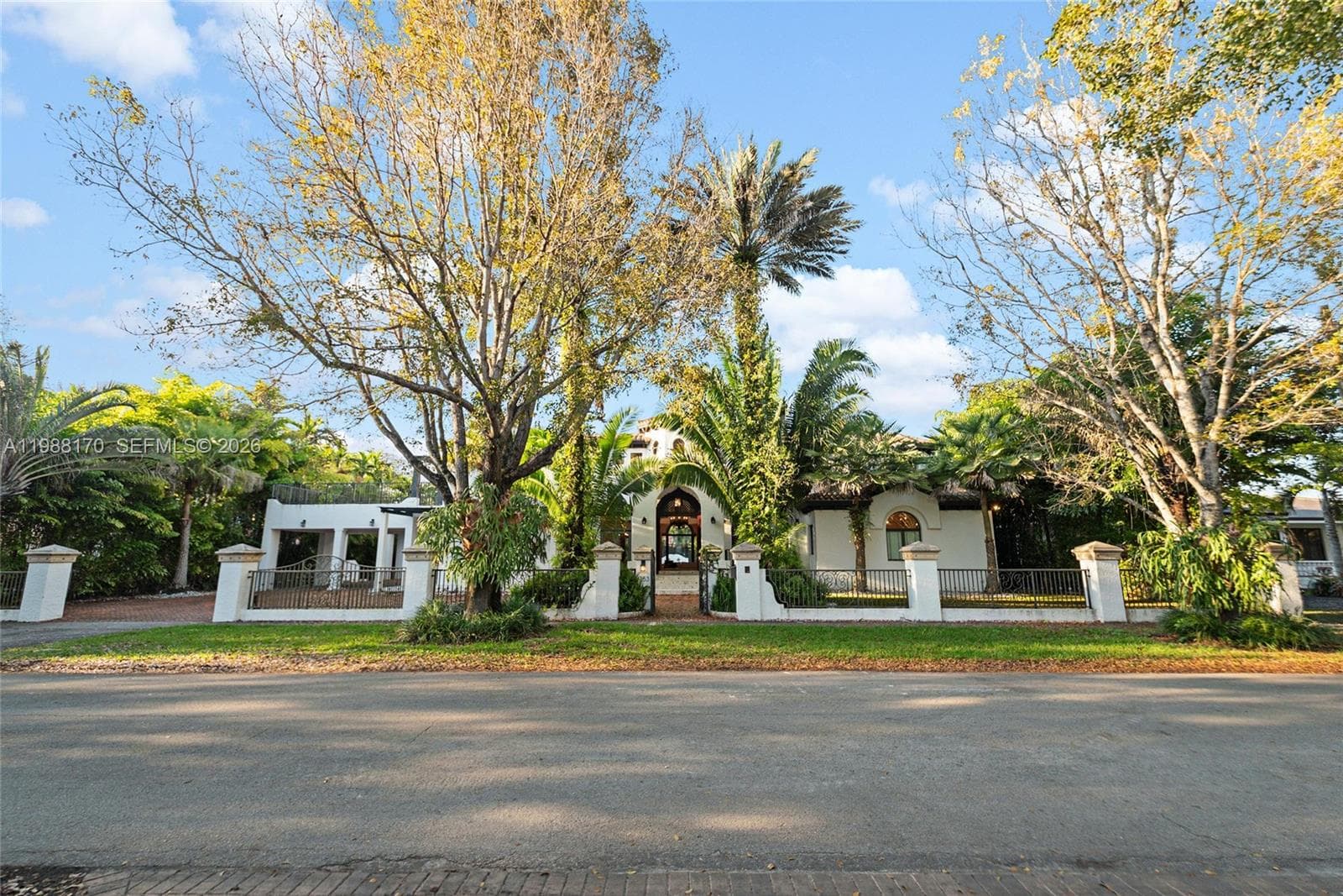 1253 Sorolla Ave, Coral Gables FL 33134 photo 3