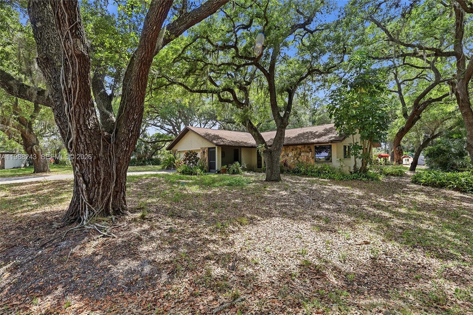 1625 Sunkist Way, Fort Myers FL 33905 photo 3