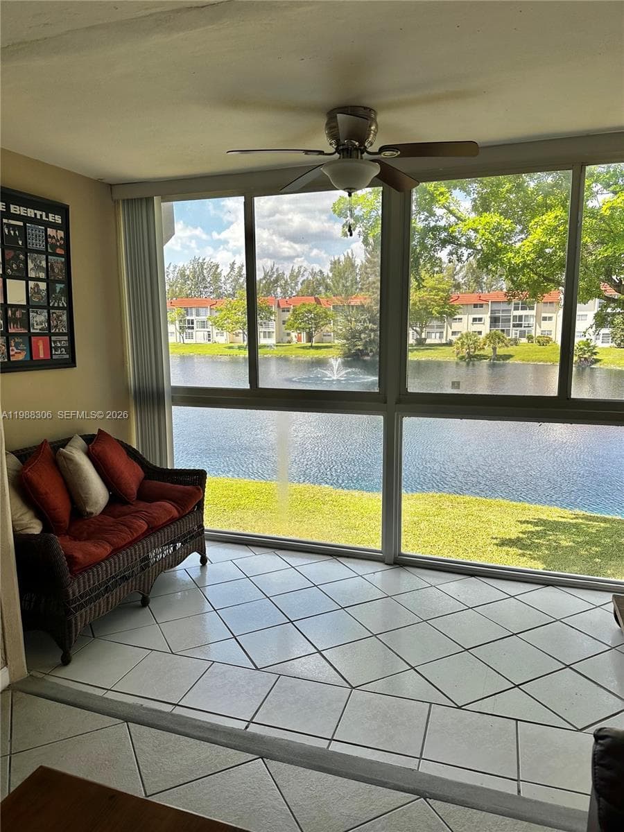 2701 E Sunrise Lakes Dr # 209, Sunrise FL 33322 photo 2