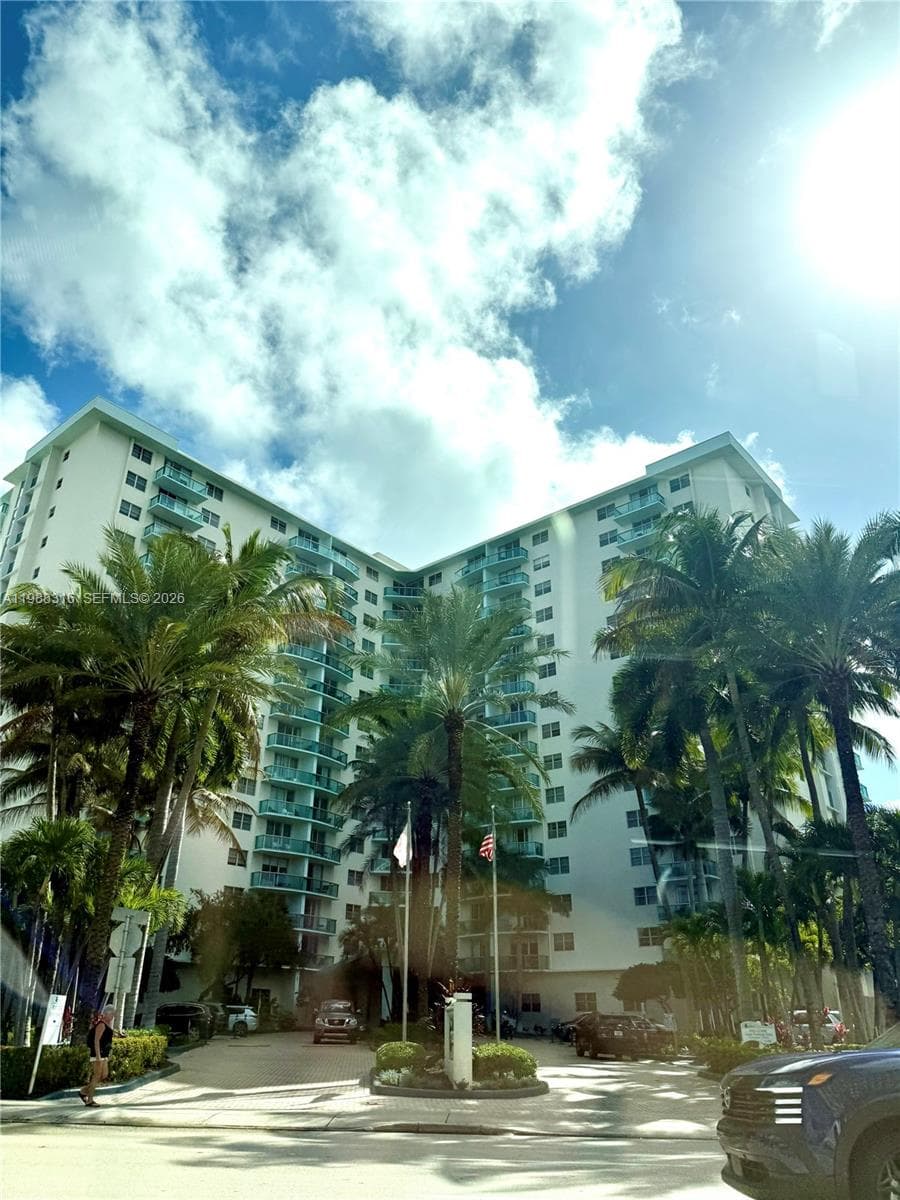 3901 S Ocean Dr # 5W, Hollywood FL 33019