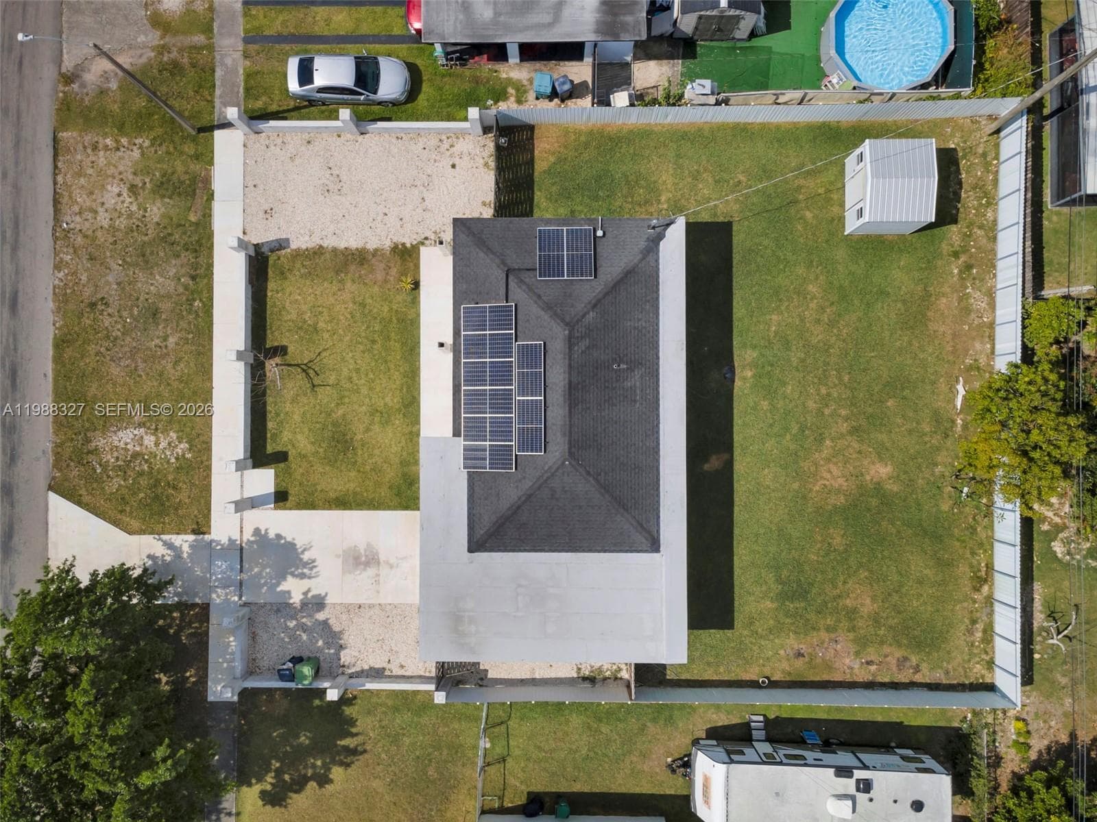 14520 Carver Drive, Miami FL 33176 photo 5