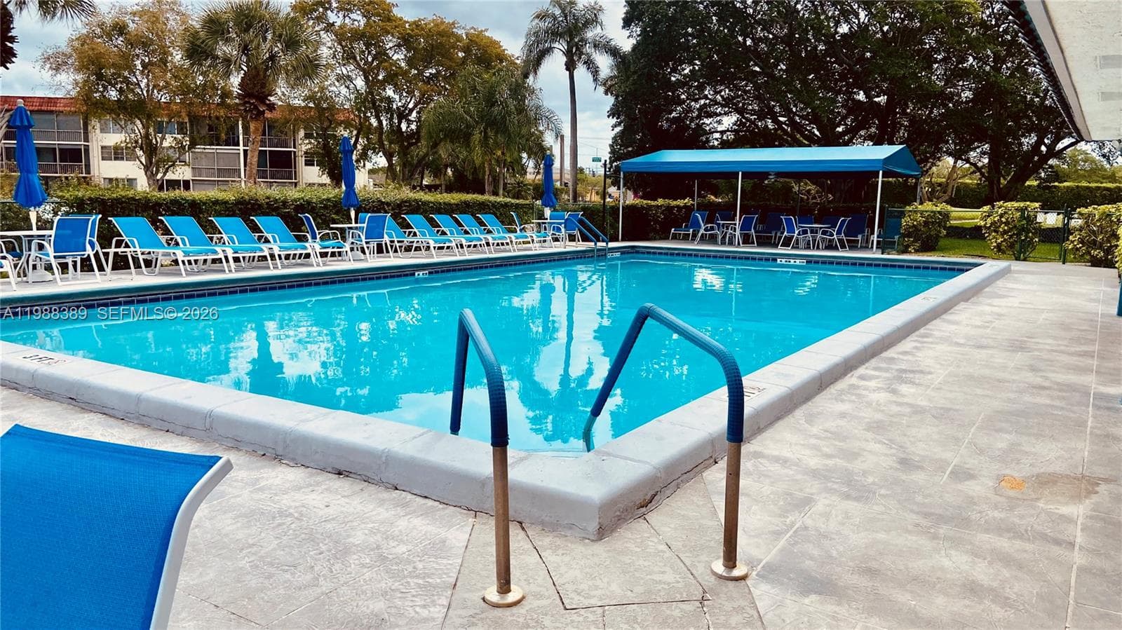 671 S Hollybrook Dr # 104, Pembroke Pines FL 33025