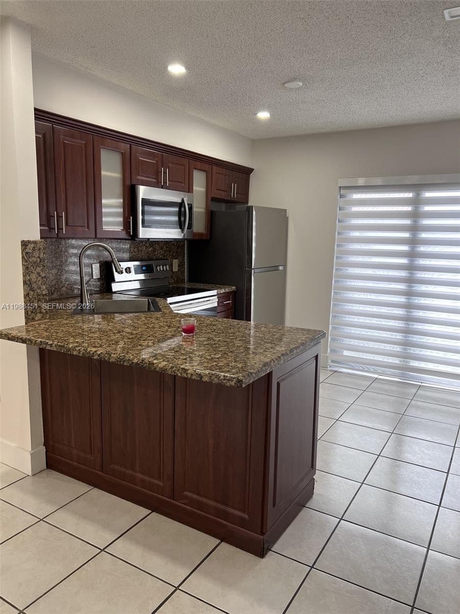 5480 W 21st Ct # 404, Hialeah FL 33016 photo 3