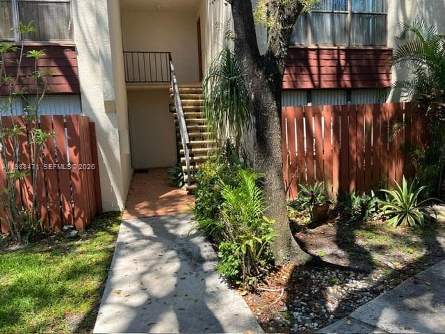 301 N Pine Island Rd # 156, Plantation FL 33324