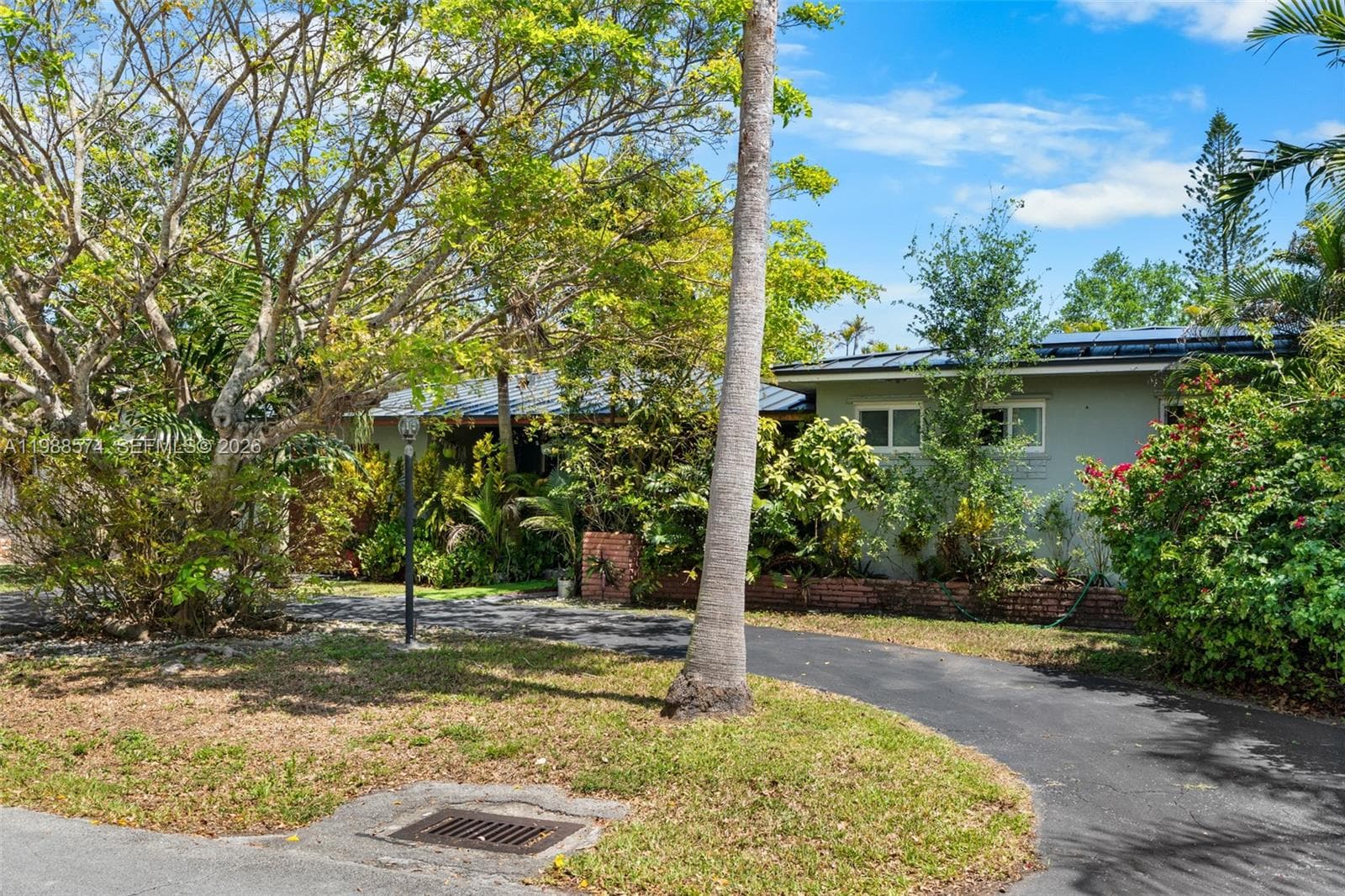 6005 SW 64th Pl, South Miami FL 33143 photo 4