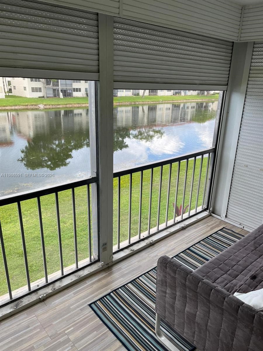 361 S Hollybrook Dr # 206, Pembroke Pines FL 33025
