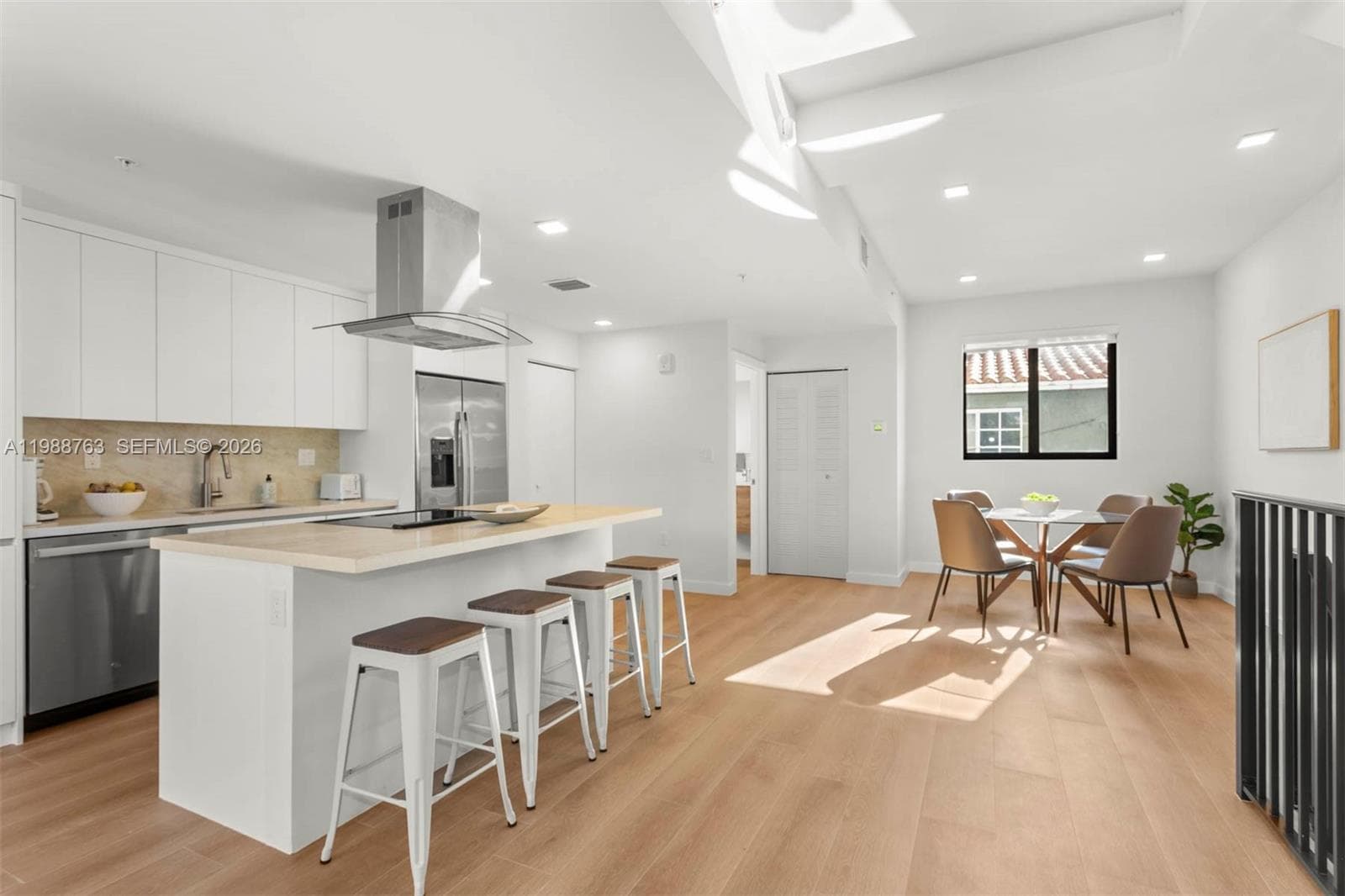 1376 SW 4th St # 7, Miami, FL 33135 photo 3