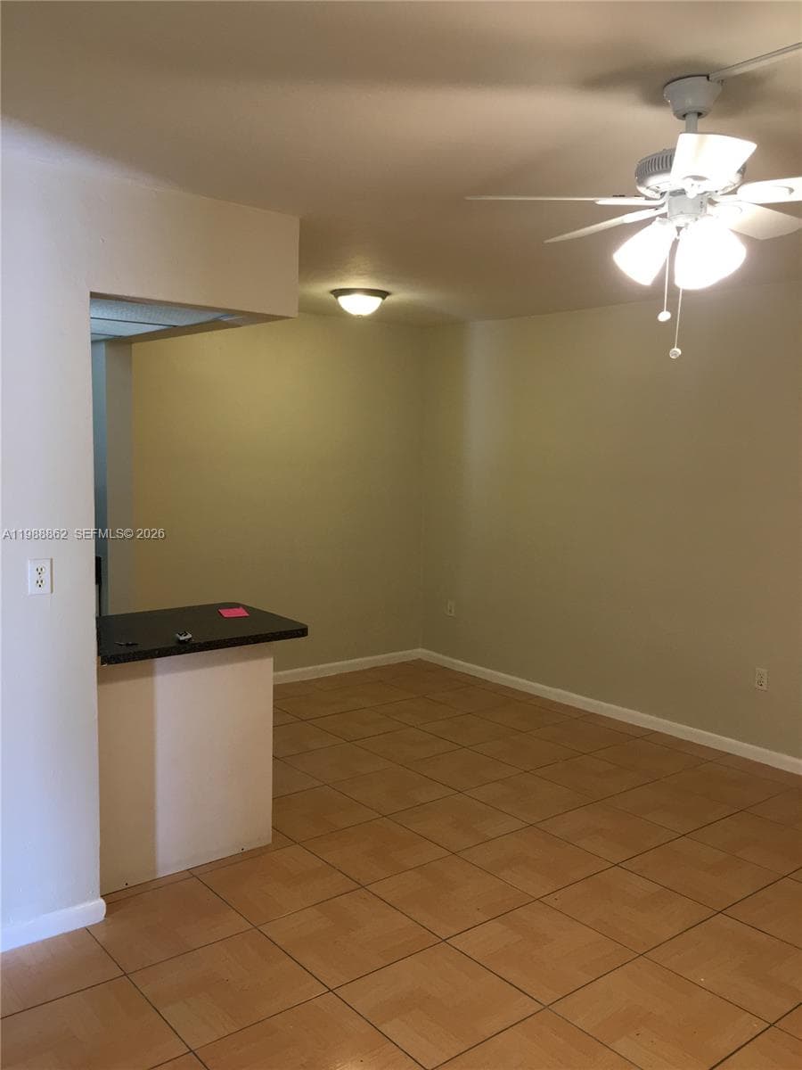 1851 NE 168th St # A10, North Miami Beach FL 33162