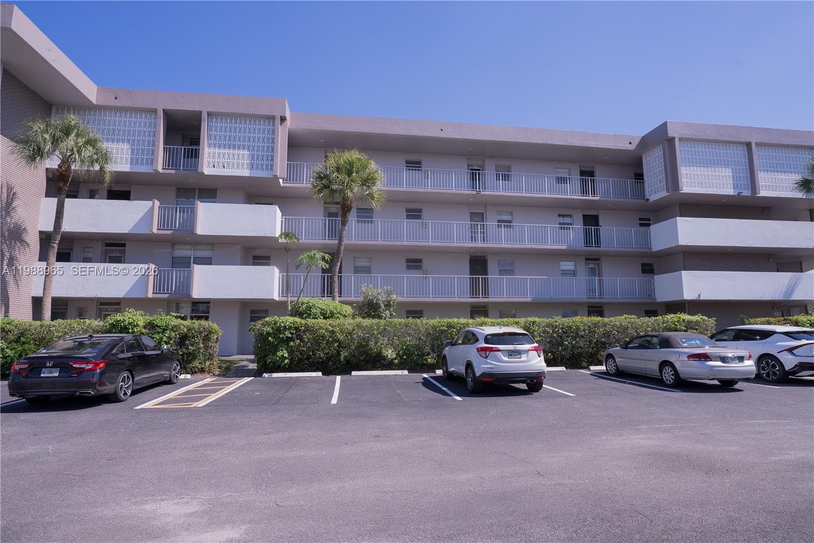 2800 NW 47th Ter # 103B, Lauderdale Lakes FL 33313 photo 2