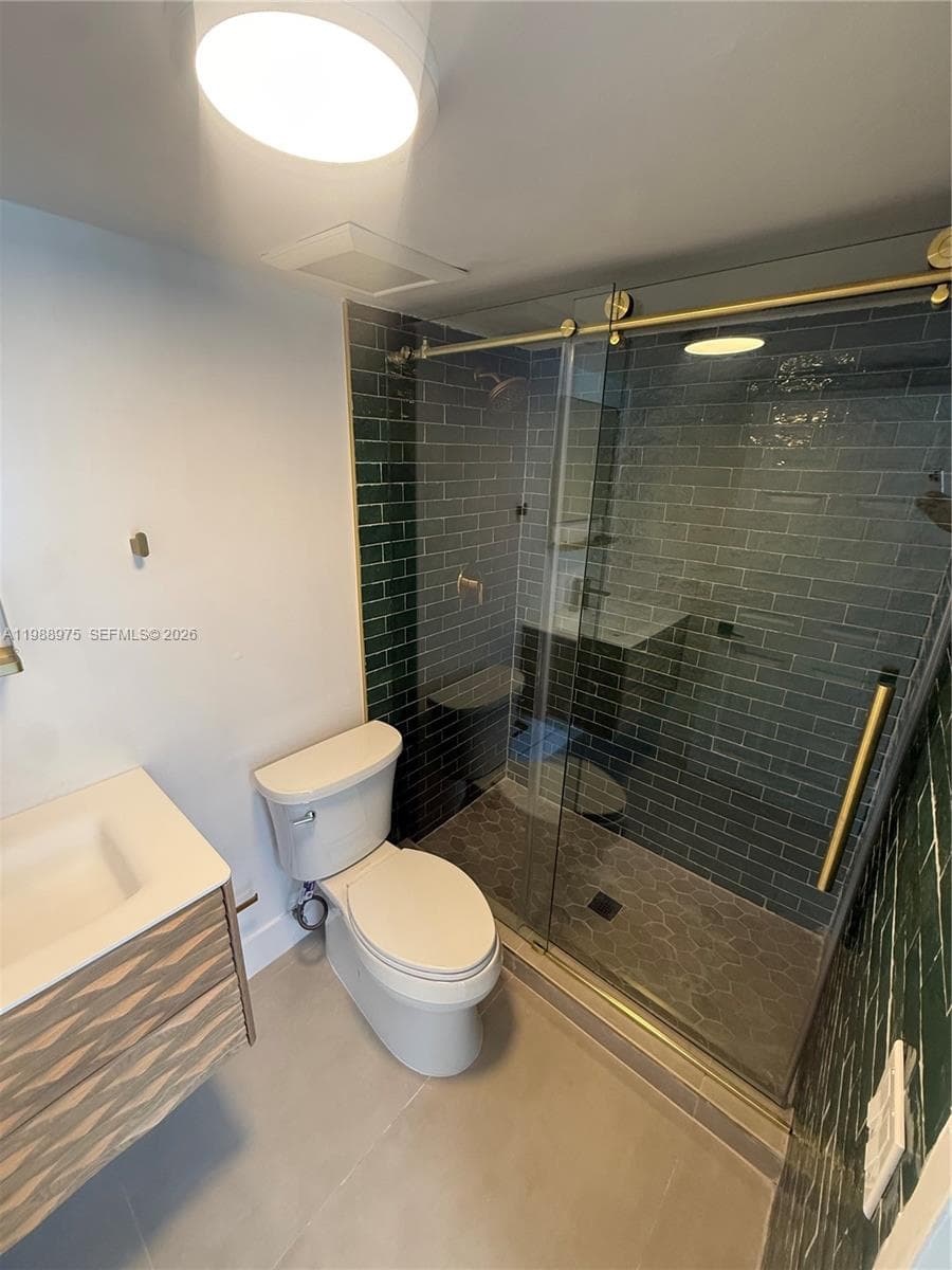 6937 Bay Dr, Miami Beach FL 33141 photo 5