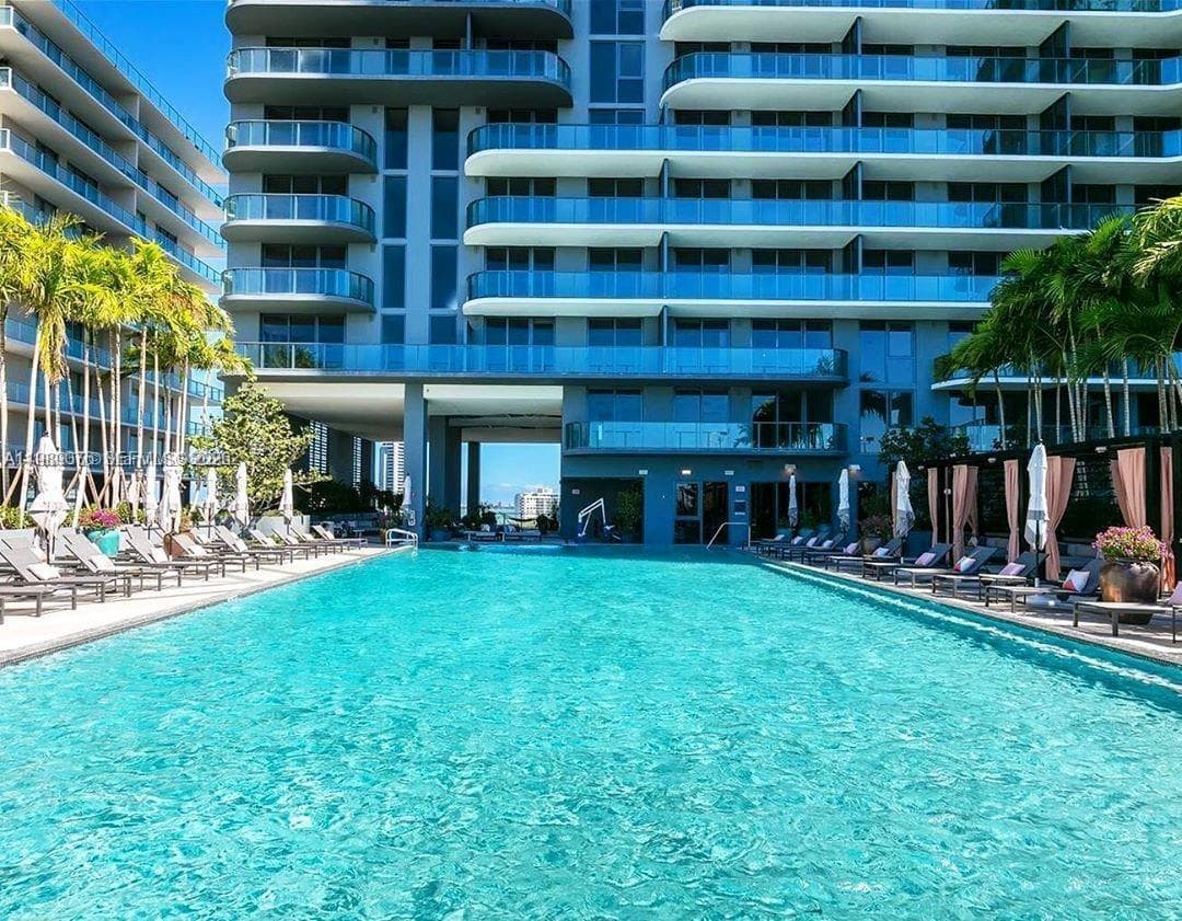 121 NE 34th St # 2115, Miami FL 33137 photo 2