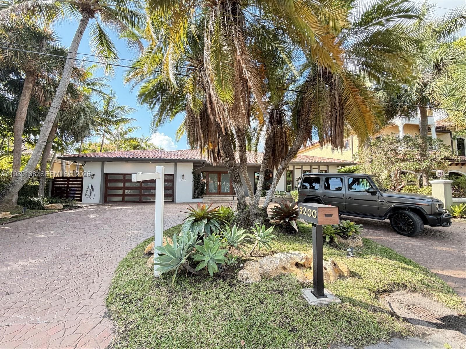 3200 NE 165th St, North Miami Beach FL 33160 photo 3