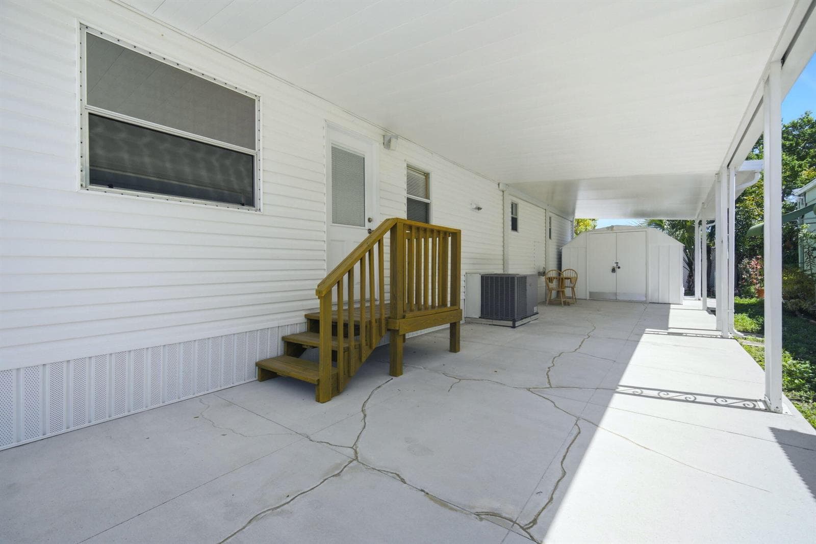 5560 E Marina Drive, Fort Lauderdale FL 33312 photo 3