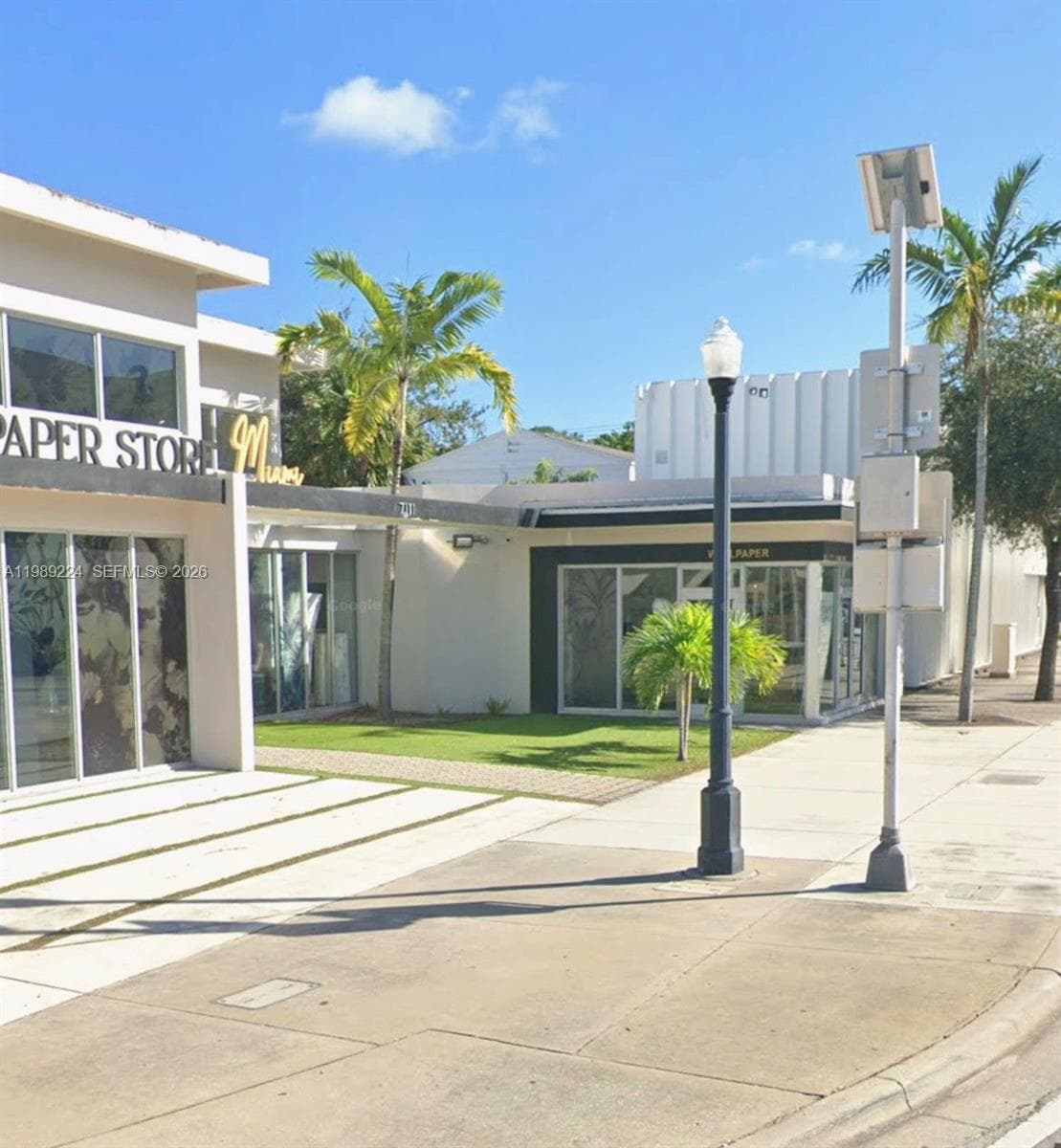 7111 Biscayne Blvd, Miami FL 33138 photo 2