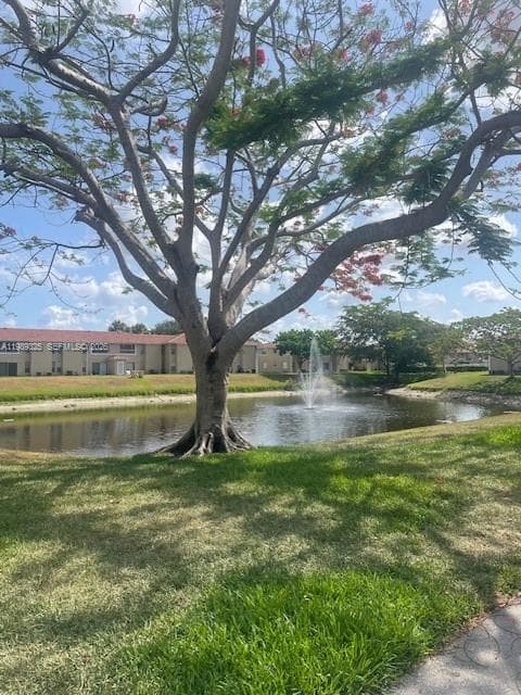 1030 TWIN LAKES DR # H, Coral Springs FL 33071