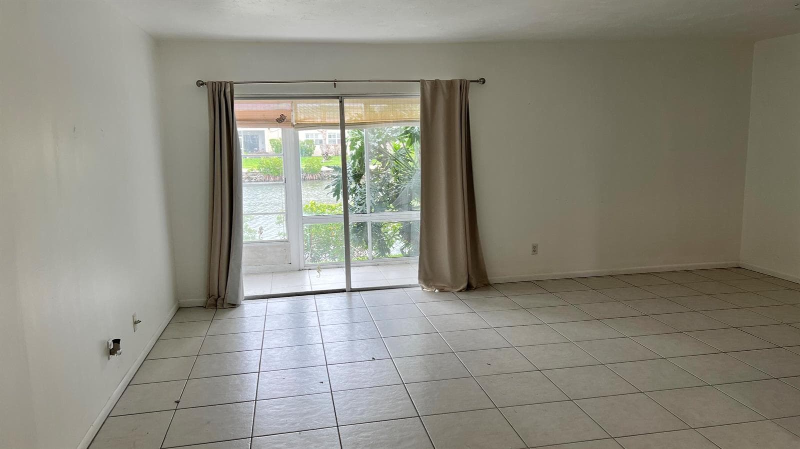 1860 Robalo Drive # 104, Vero Beach FL 32960 photo 4