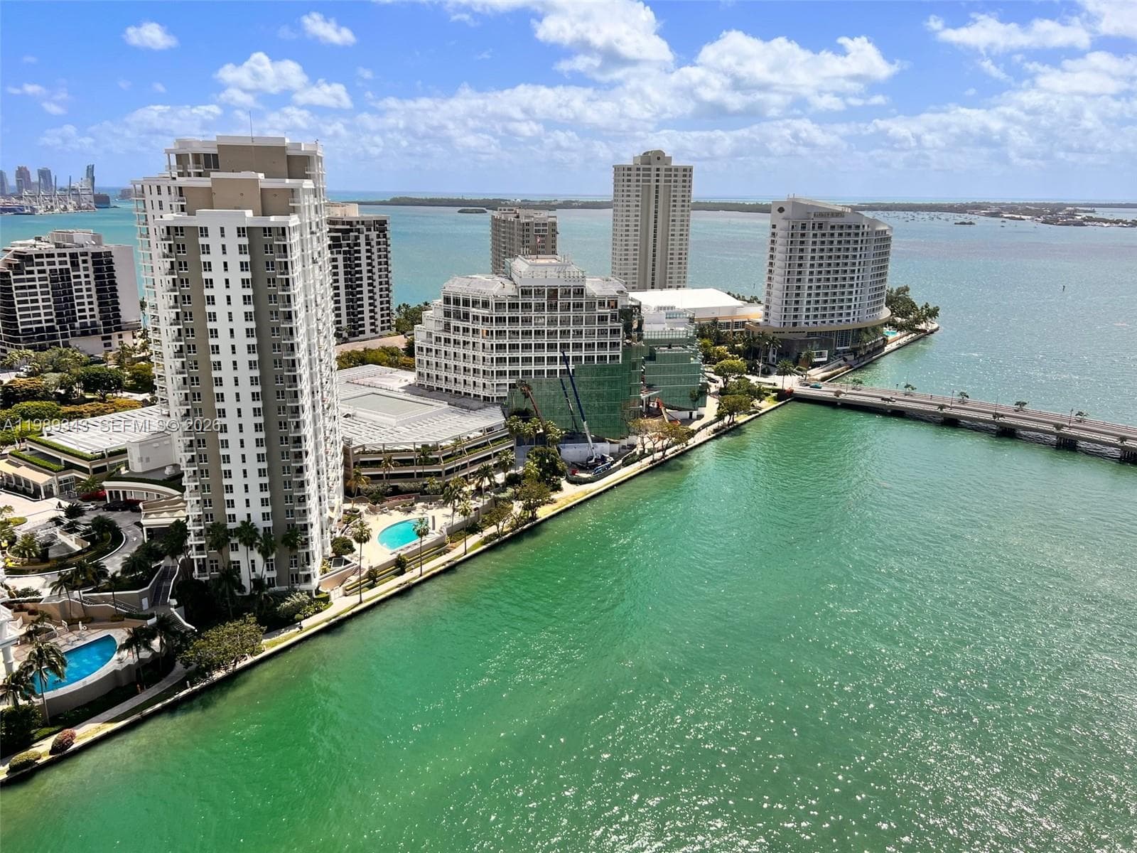 495 Brickell Ave # 2401, Miami FL 33131 photo 3