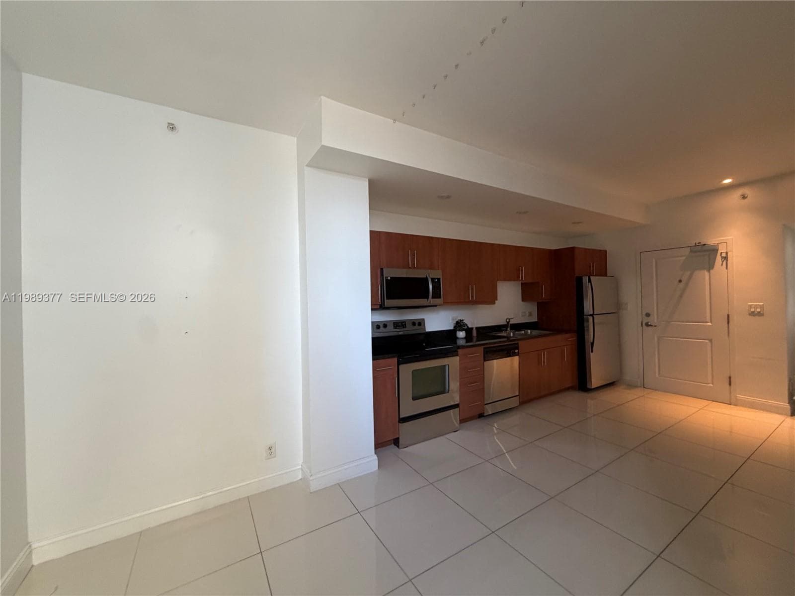 111 E Flagler St # 606, Miami FL 33131 photo 4