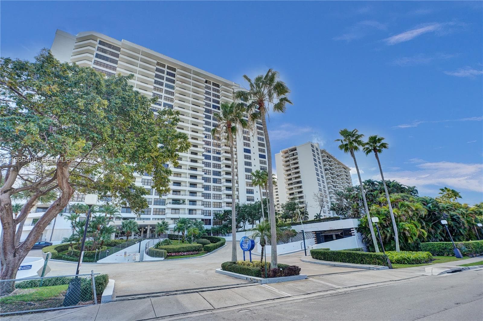 2500 Parkview Dr # 808, Hallandale Beach FL 33009 photo 2