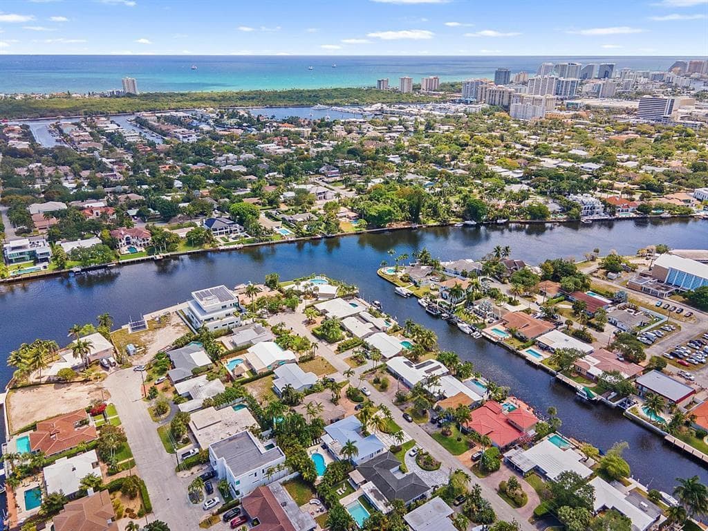 2101 NE 15th Street, Fort Lauderdale FL 33304 photo 2