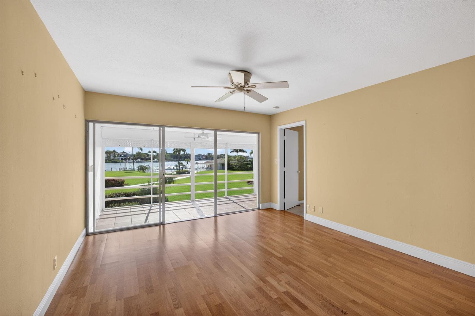 478 Tequesta Drive # 205, Tequesta FL 33469 photo 5