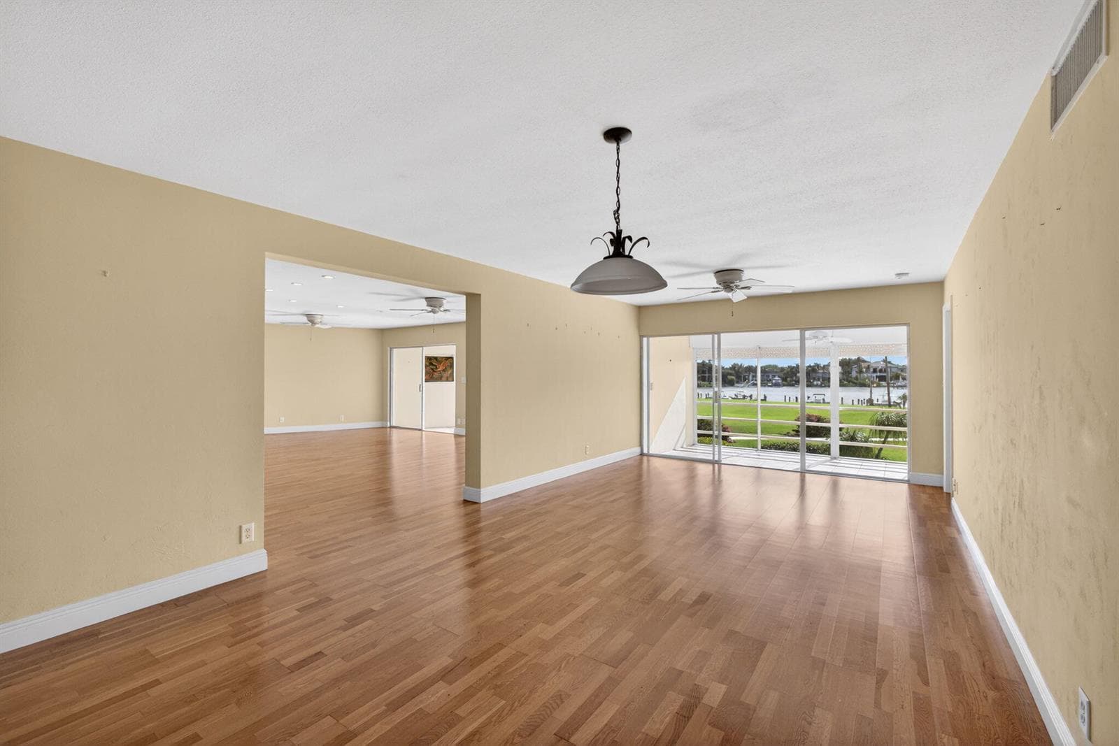 478 Tequesta Drive # 205, Tequesta FL 33469 photo 4