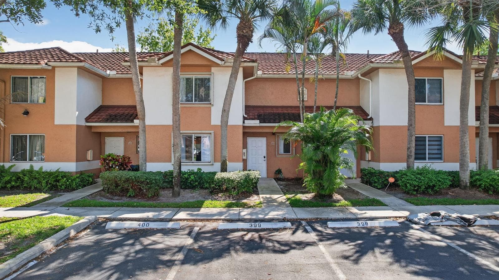 807 NW 91st Terrace NW # 807, Plantation, FL 33324 photo 2