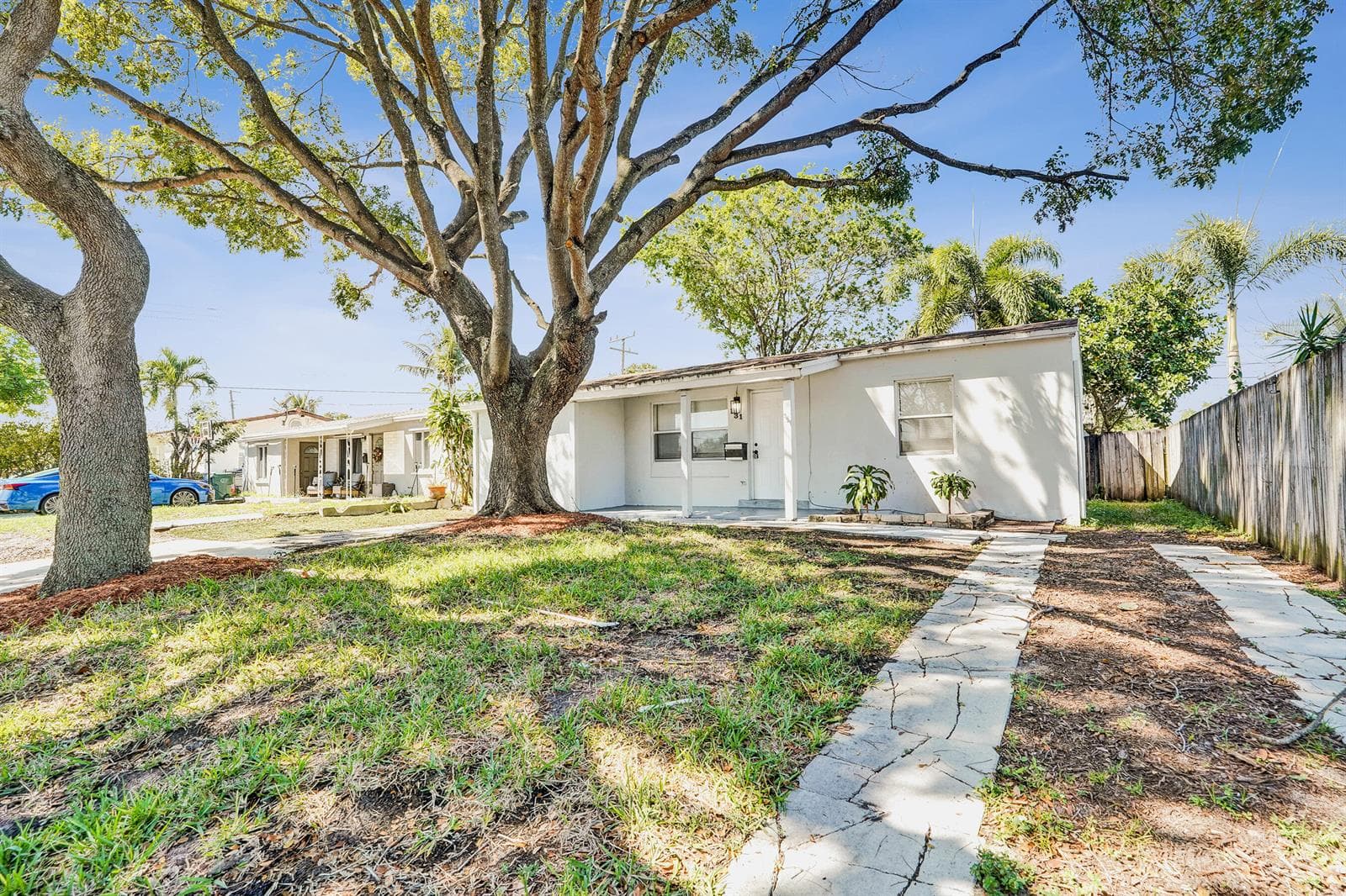 131 NE 51st Street, Oakland Park FL 33334 photo 2