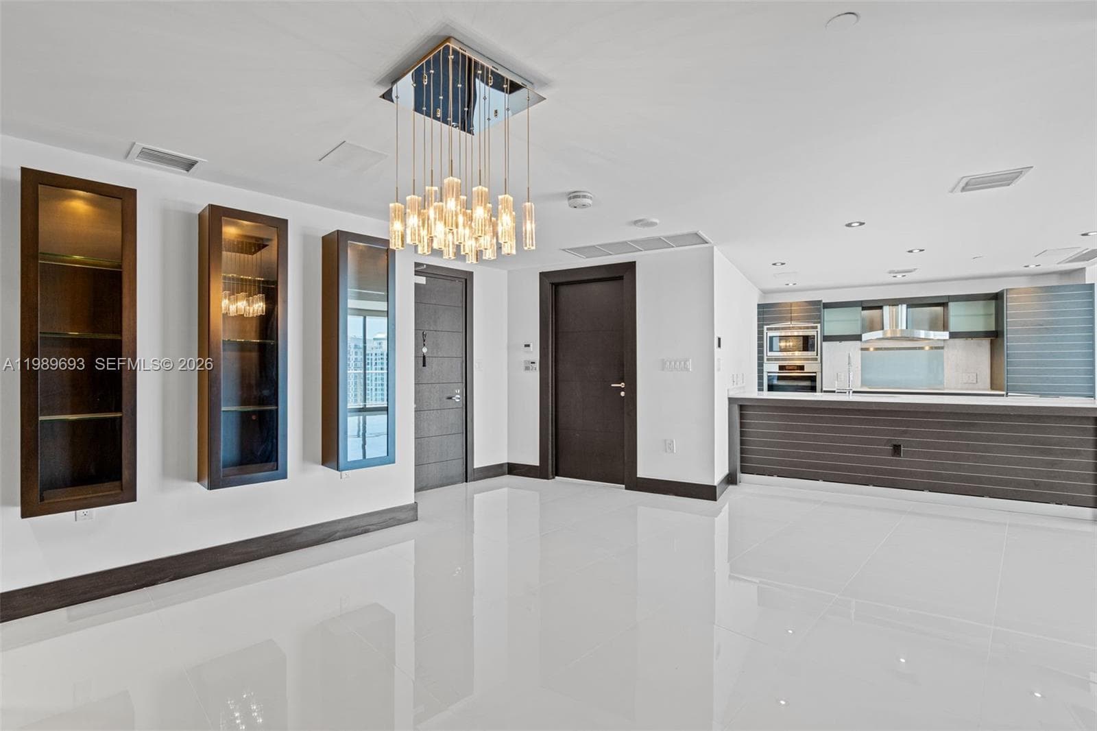 200 Biscayne Boulevard Way # 3707, Miami FL 33131 photo 5