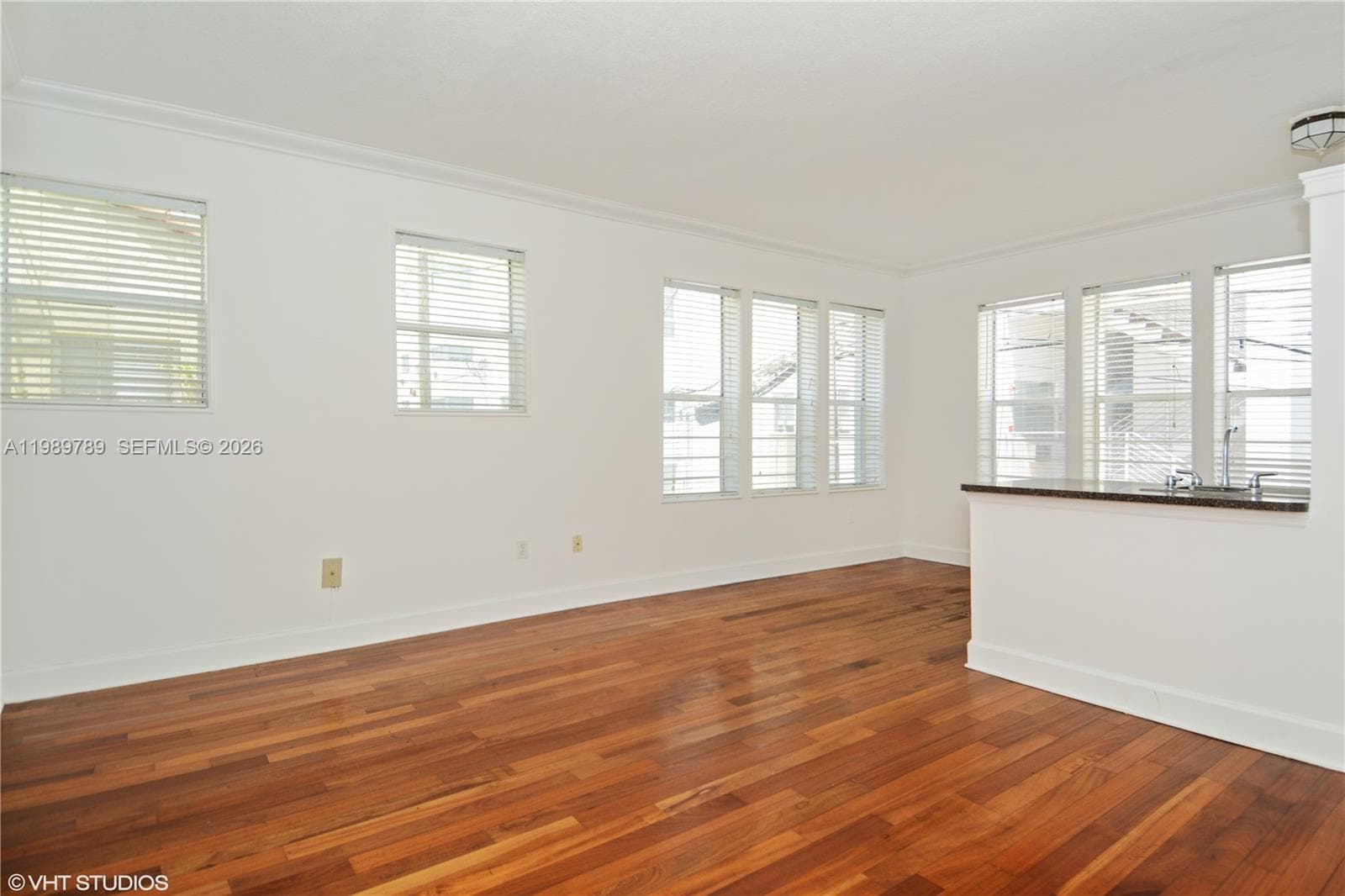 1027 Pennsylvania Ave # 203, Miami Beach FL 33139 photo 2