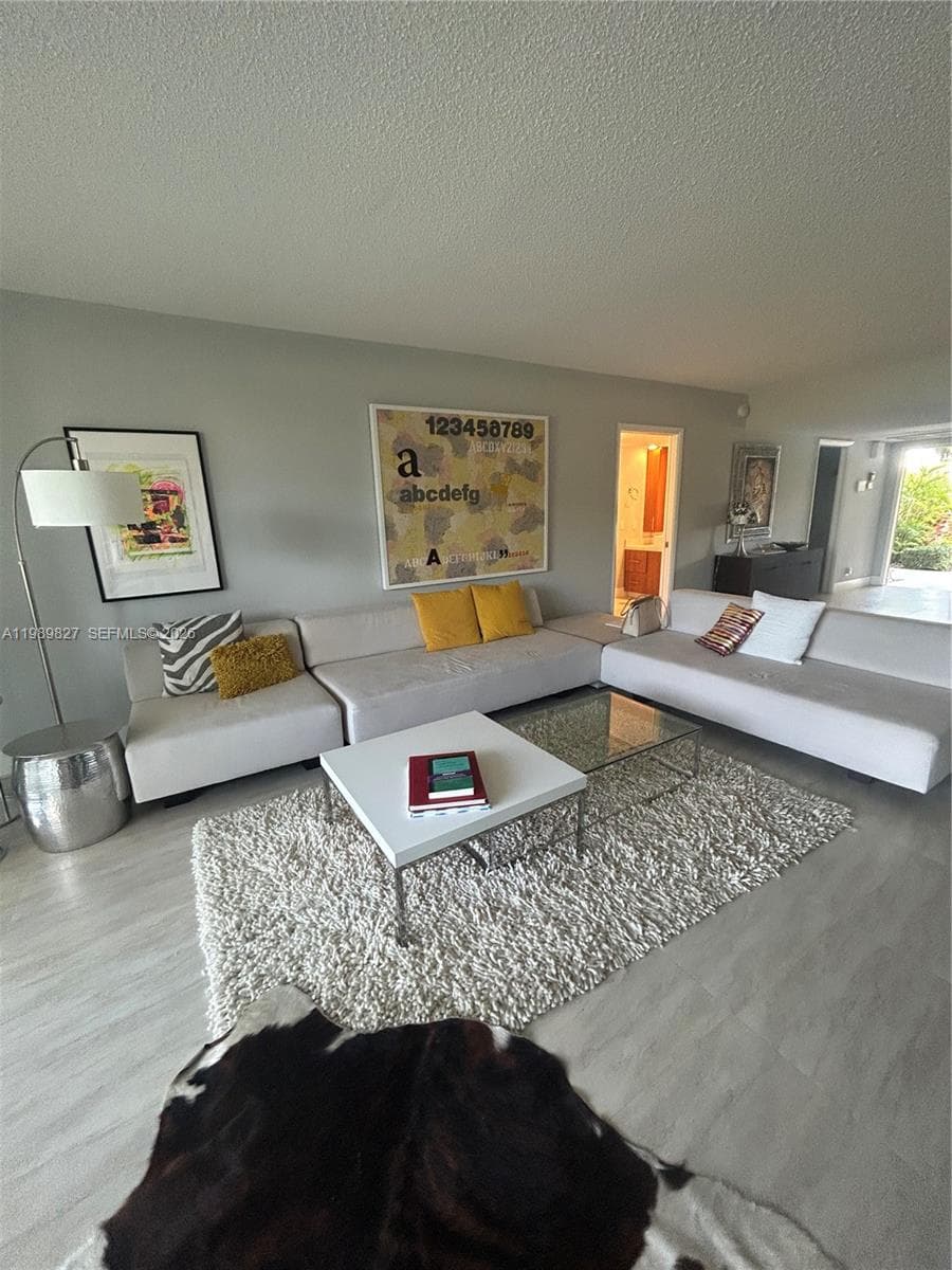 4017 N Cypress Dr # 102, Pompano Beach, FL 33069 photo 3