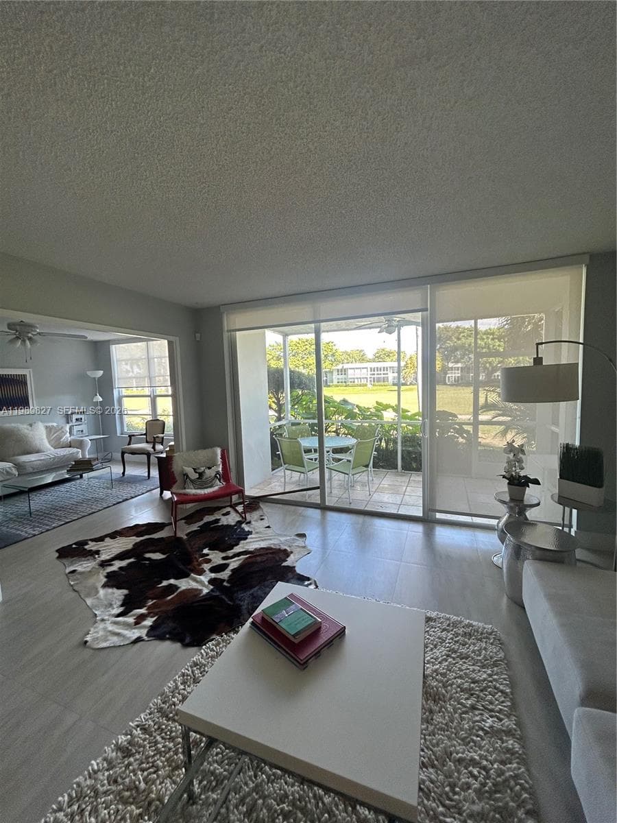 4017 N Cypress Dr # 102, Pompano Beach, FL 33069 photo 5