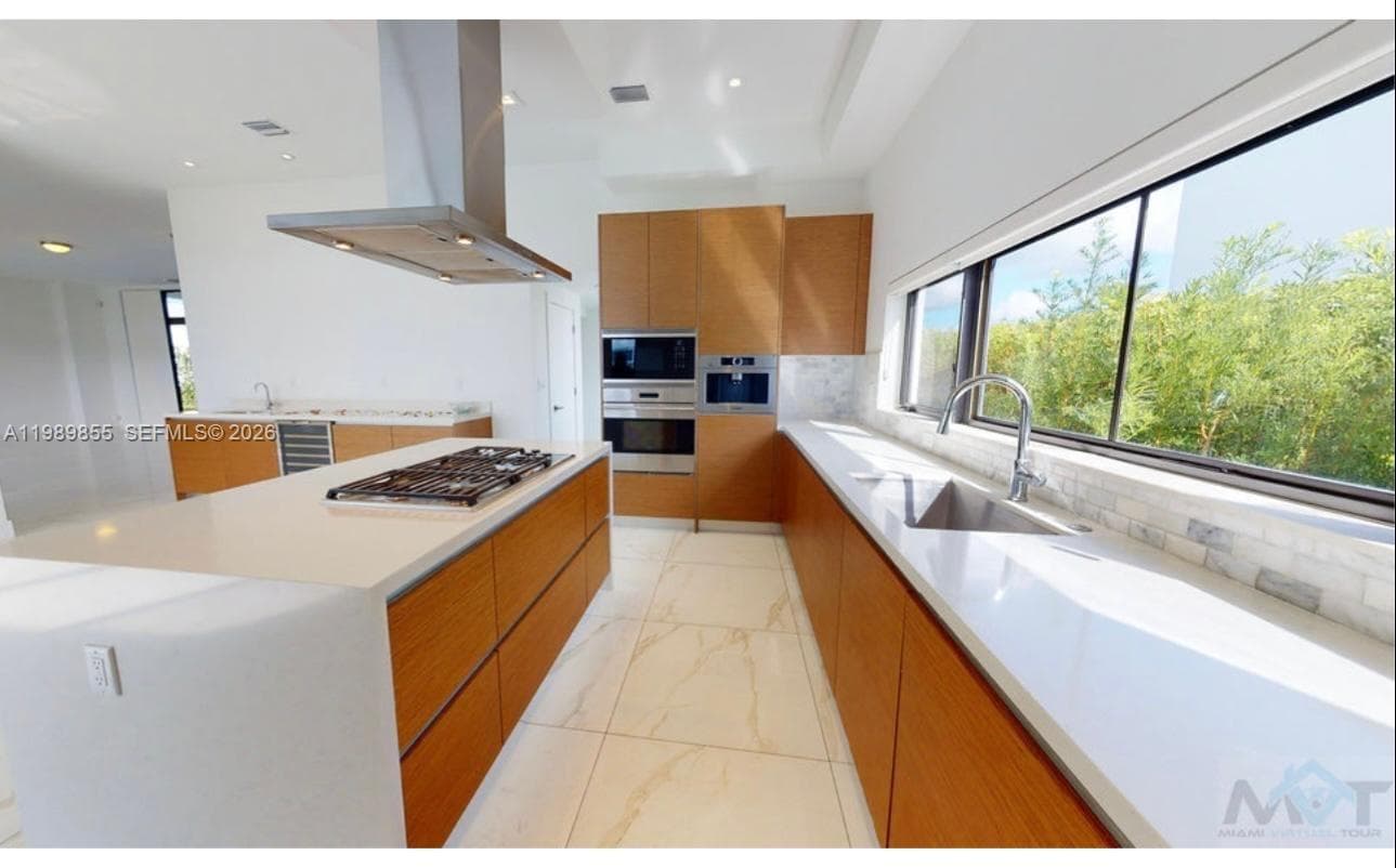 16580 Sunset Way # 16580, Weston FL 33326 photo 5