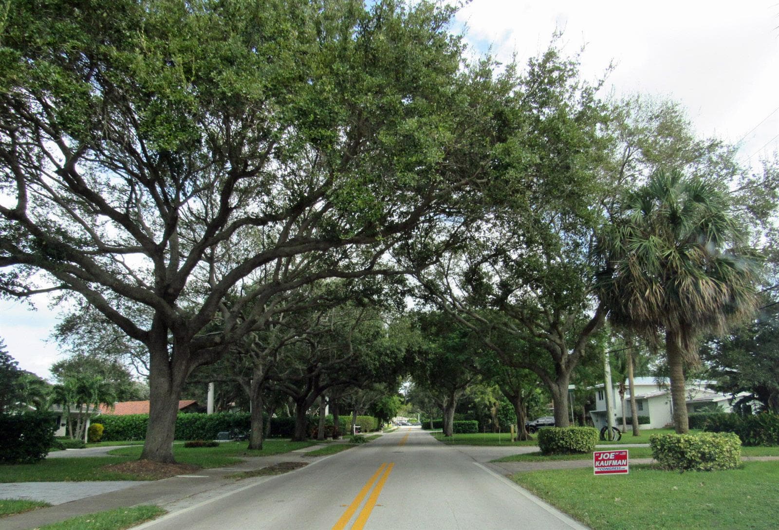 1911 NE 27th Court # 3, Lighthouse Point FL 33064 photo 3