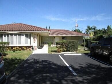 1911 NE 27th Court # 3, Lighthouse Point FL 33064 photo 4