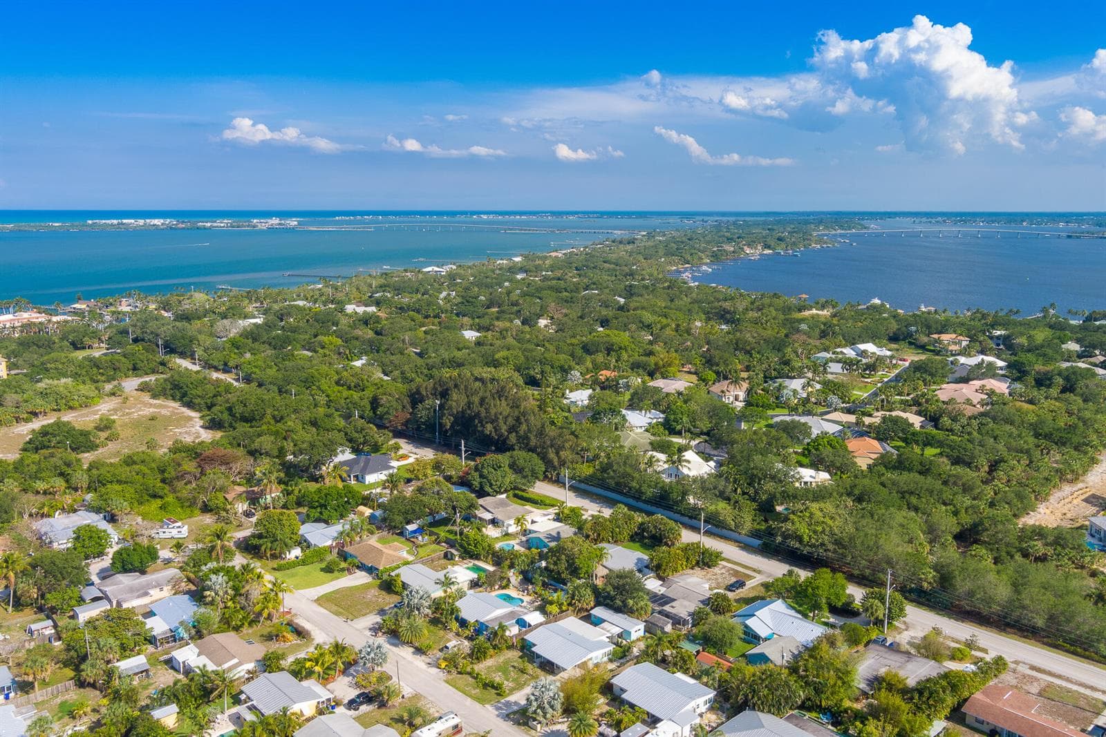 2574 NE Roberta Street, Jensen Beach FL 34957 photo 5