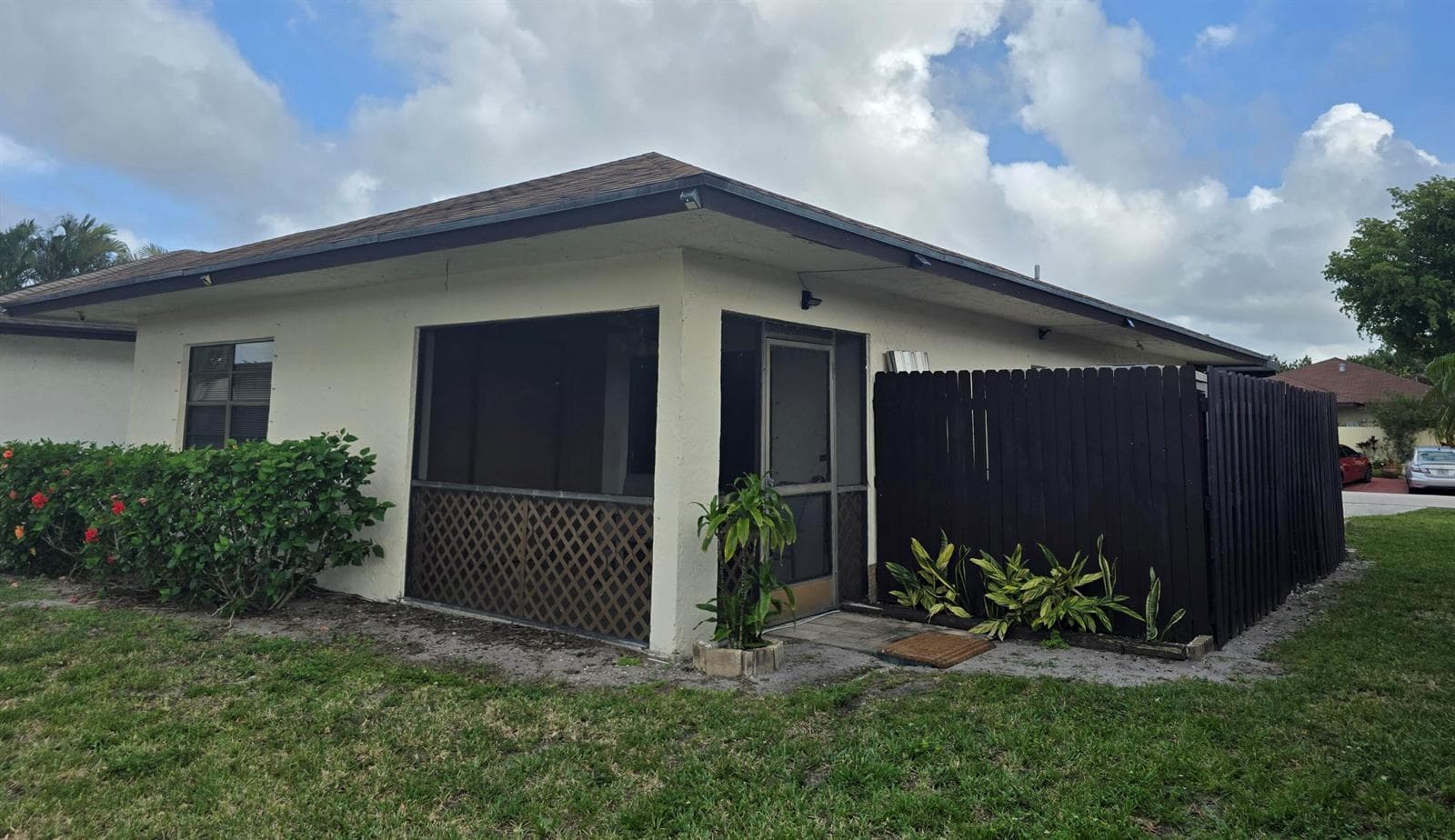5255 Mendoza Street, West Palm Beach FL 33415 photo 4