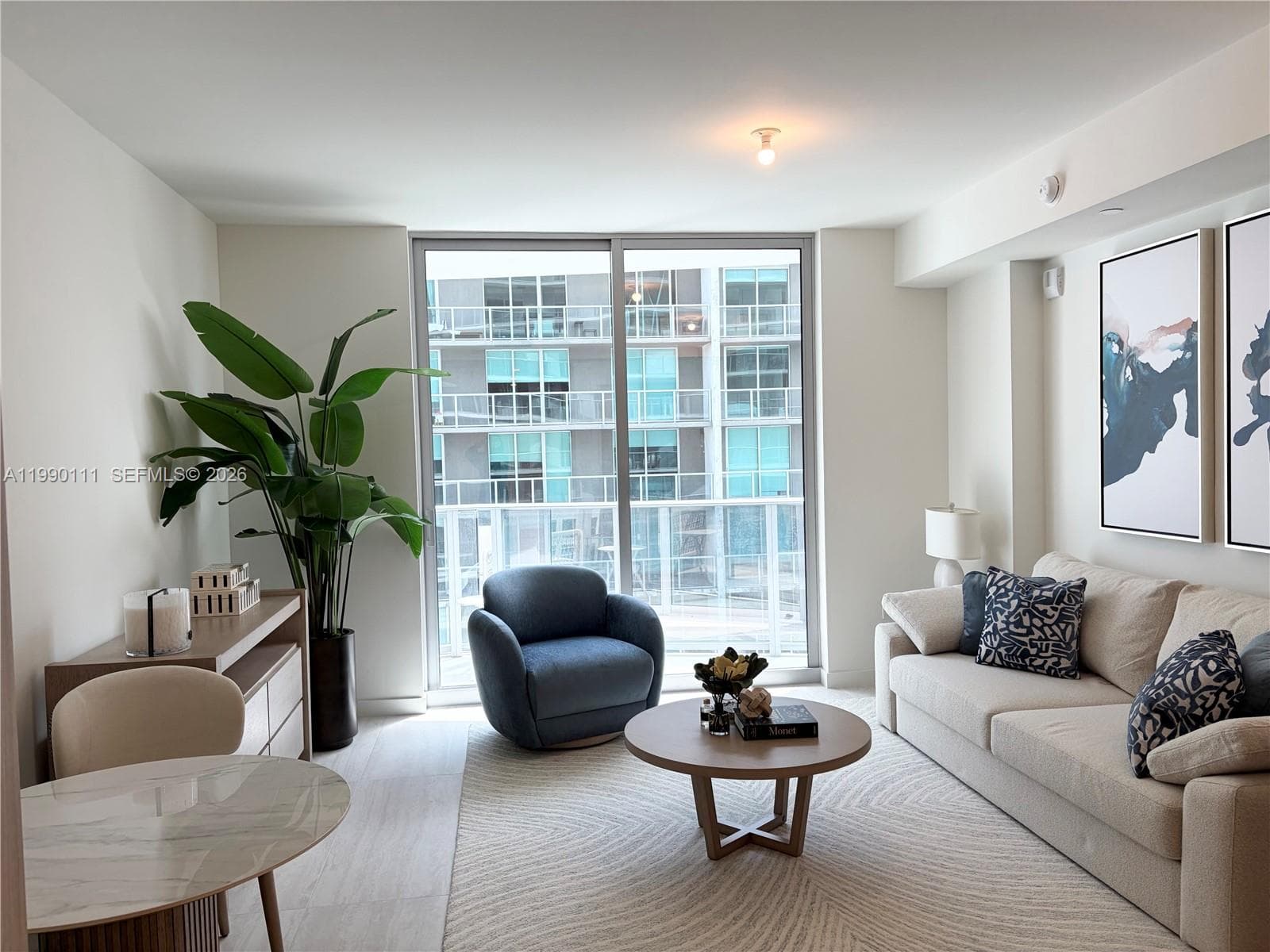 77 SE 5th street # 2709, Miami FL 33131 photo 2